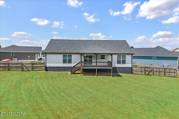 Property Photo: 110 Waterstone Court TN 37307