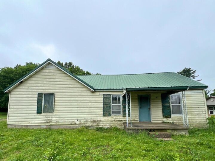Property Photo:  1560 US-60  KY 42058 