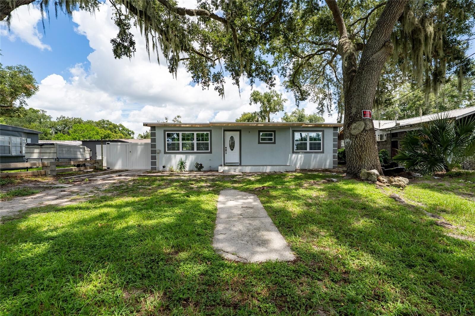 Property Photo:  2030 Milton Street  FL 33801 