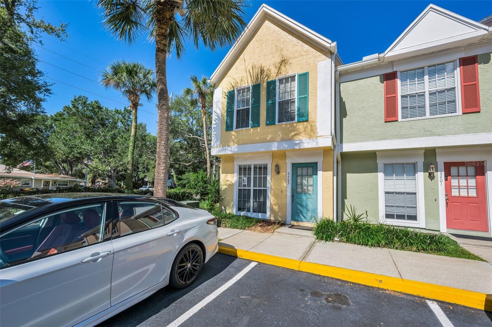 Property Photo: 3403 W Wyoming Circle 3403 FL 33611