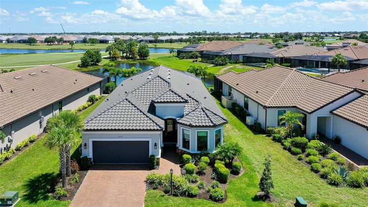 Property Photo: 3730 Santa Caterina Boulevard FL 34211