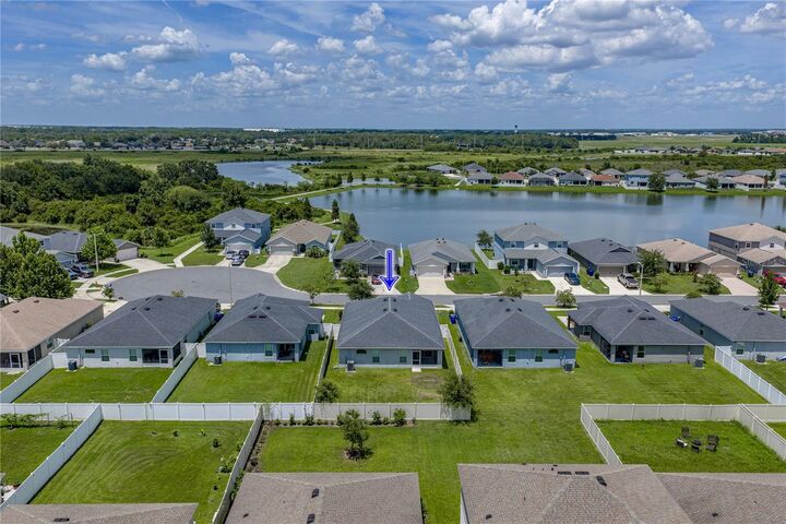 Property Photo: 3978 White Ibis Road FL 33811