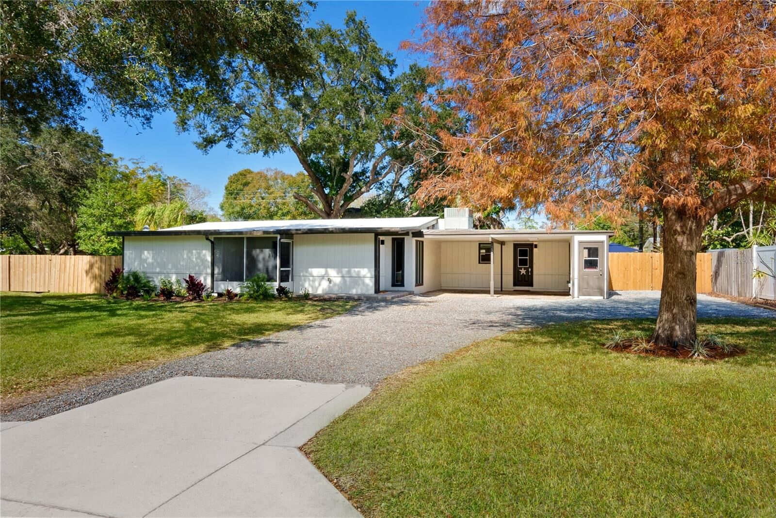 Property Photo:  2311 Waldemere Street A  FL 34239 