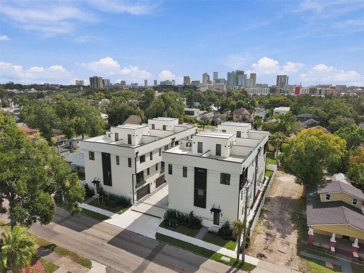 Property Photo:  310 W Columbus Drive 4  FL 33602 
