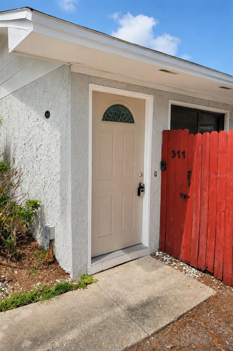 Property Photo:  311 San Miguel Street 311  FL 32708 