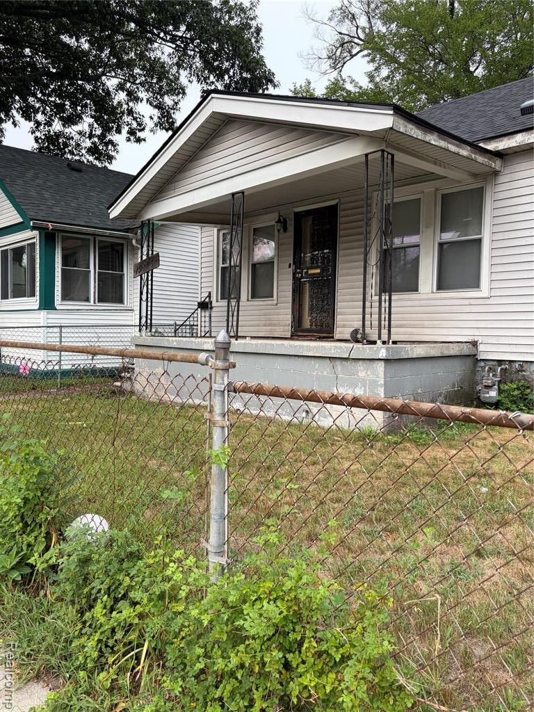 Property Photo: 15845 Alden Street MI 48238 1485