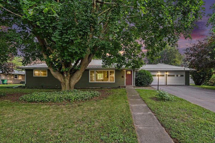 Property Photo: 410 Lake Street MI 49245-1028