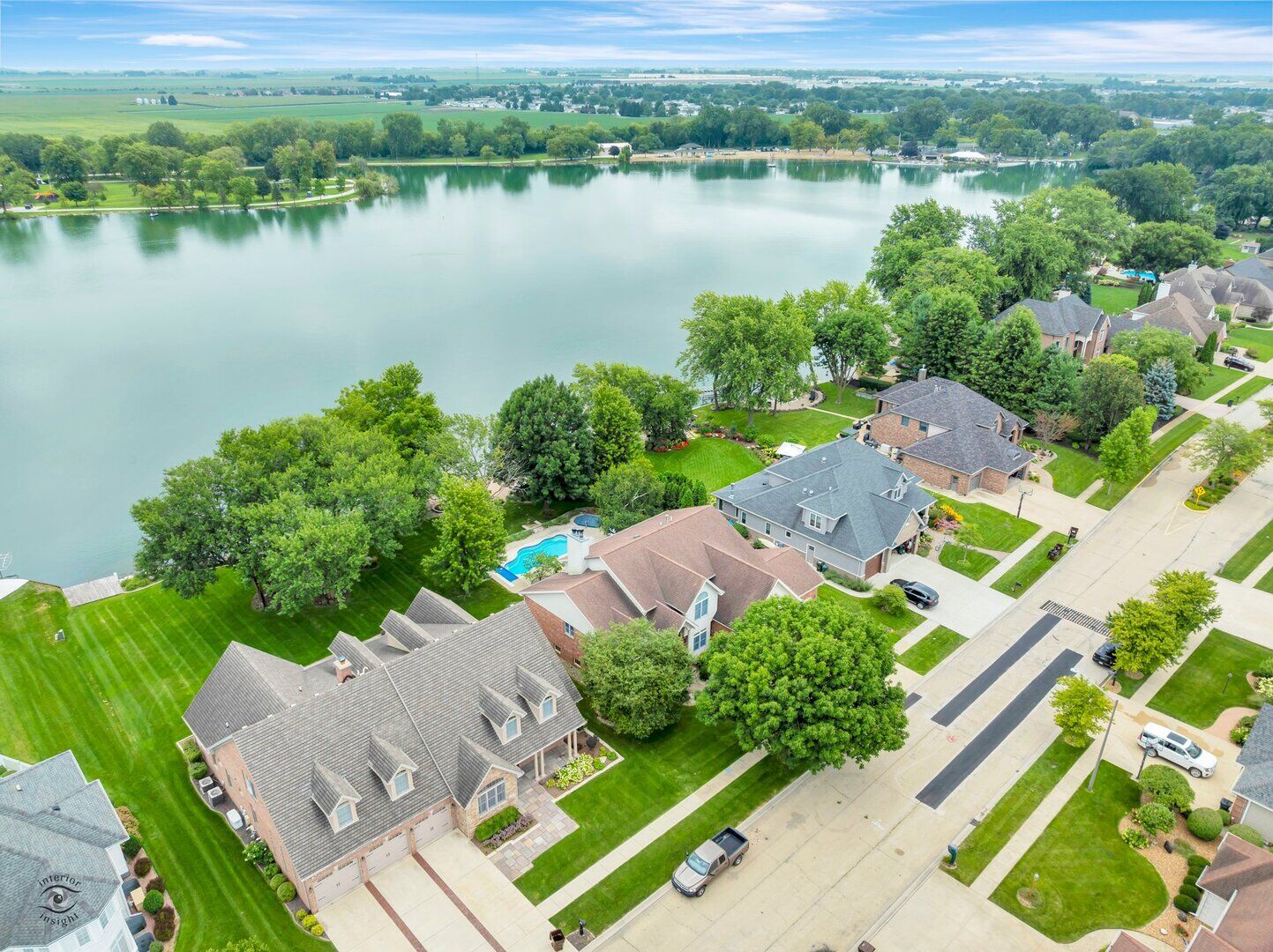 Property Photo:  1210 N Westshore Boulevard  IL 60950 