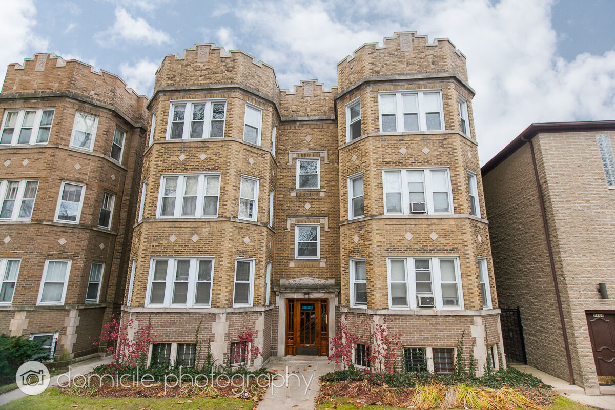 Property Photo:  7440 N Claremont Avenue 3  IL 60645 