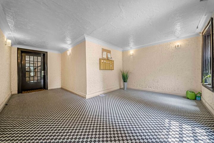 Property Photo: 54 Forest Avenue 2W IL 60546