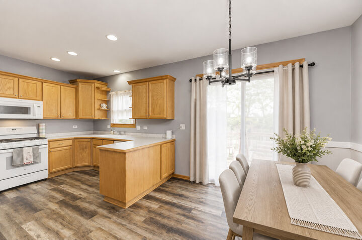 Property Photo: 8810 W 84th Place D IL 60458