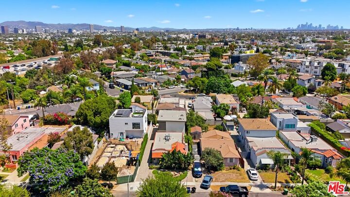 Property Photo:  3130 Hutchison Avenue  CA 90034 