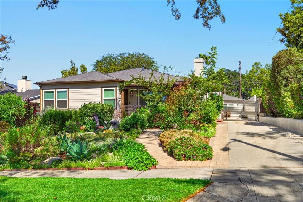 Property Photo:  641 E Grinnell  CA 91501 