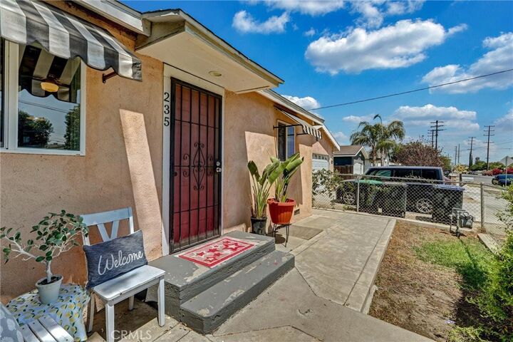 Property Photo: 235 E M CA 92324