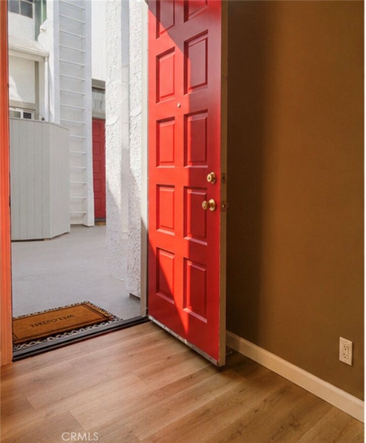 Property Photo: 10911 Bluffside 22 CA 91604