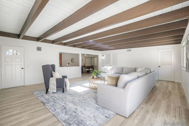 Property Photo: 750 Melrose Pl CA 92083