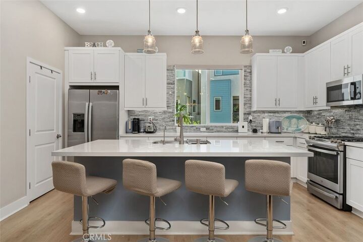 Property Photo:  1642 W Saratoga Lane  CA 90732 