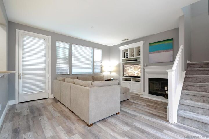 Property Photo: 10547 Hollingsworth Way CA 92127