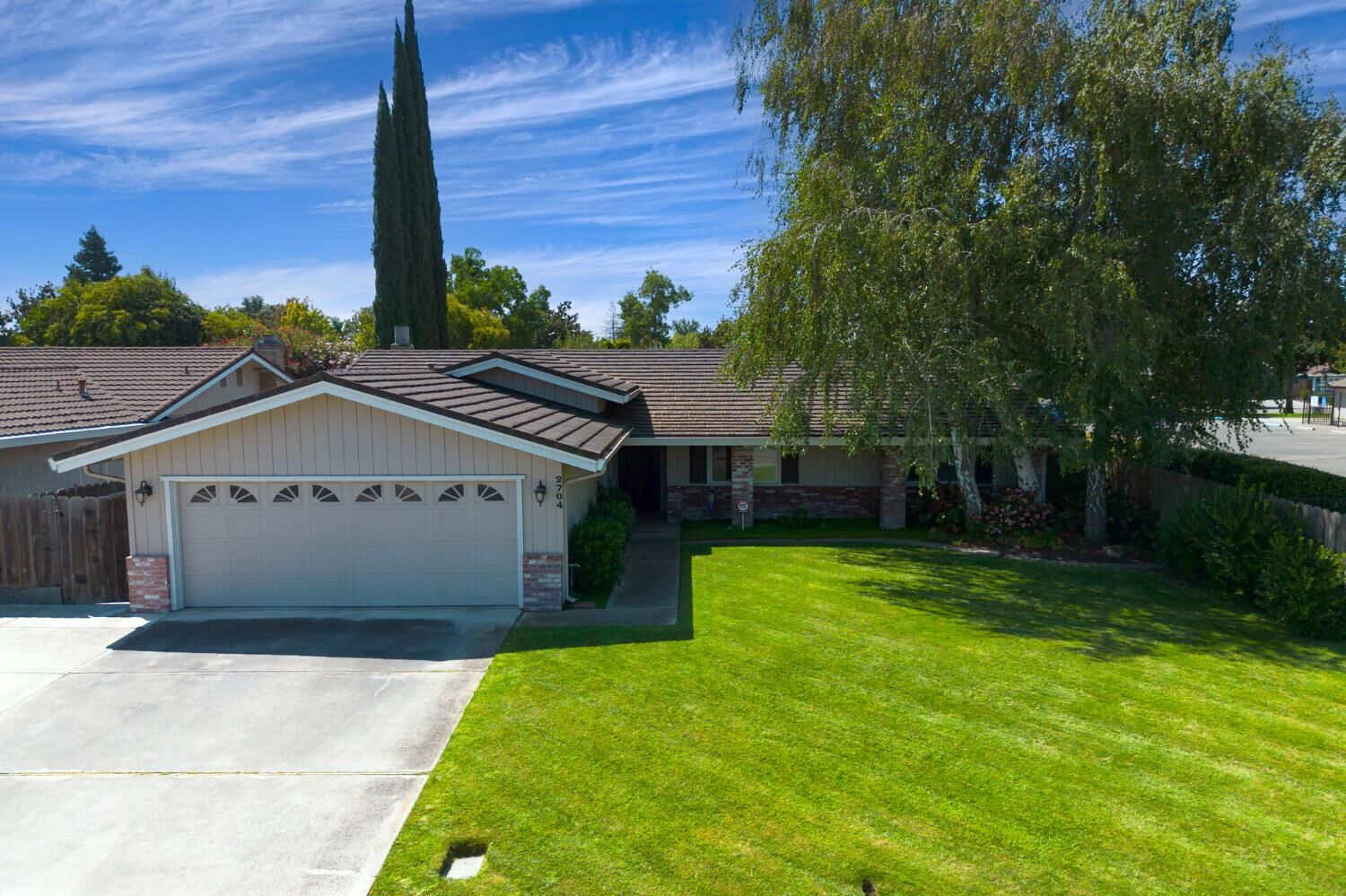 Property Photo:  2704 Estate Drive  CA 95209 