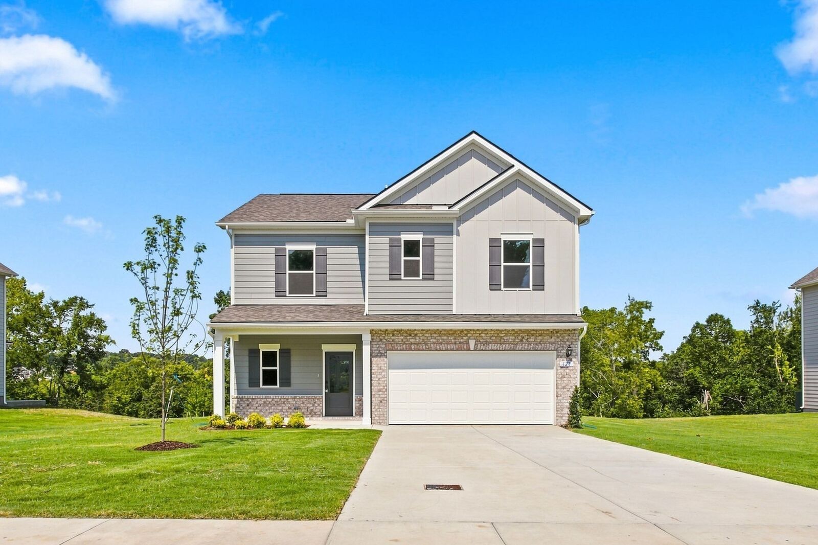 Property Photo: 621 Nightengale Ridge Dr TN 38401