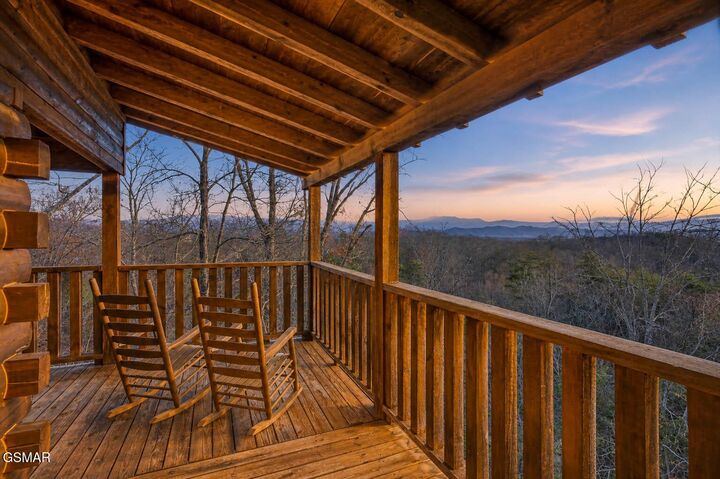 Property Photo: 2022 Oakmont Drive TN 37876
