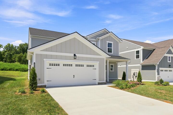 Property Photo: 1924 Hildebrand Lane TN 38401