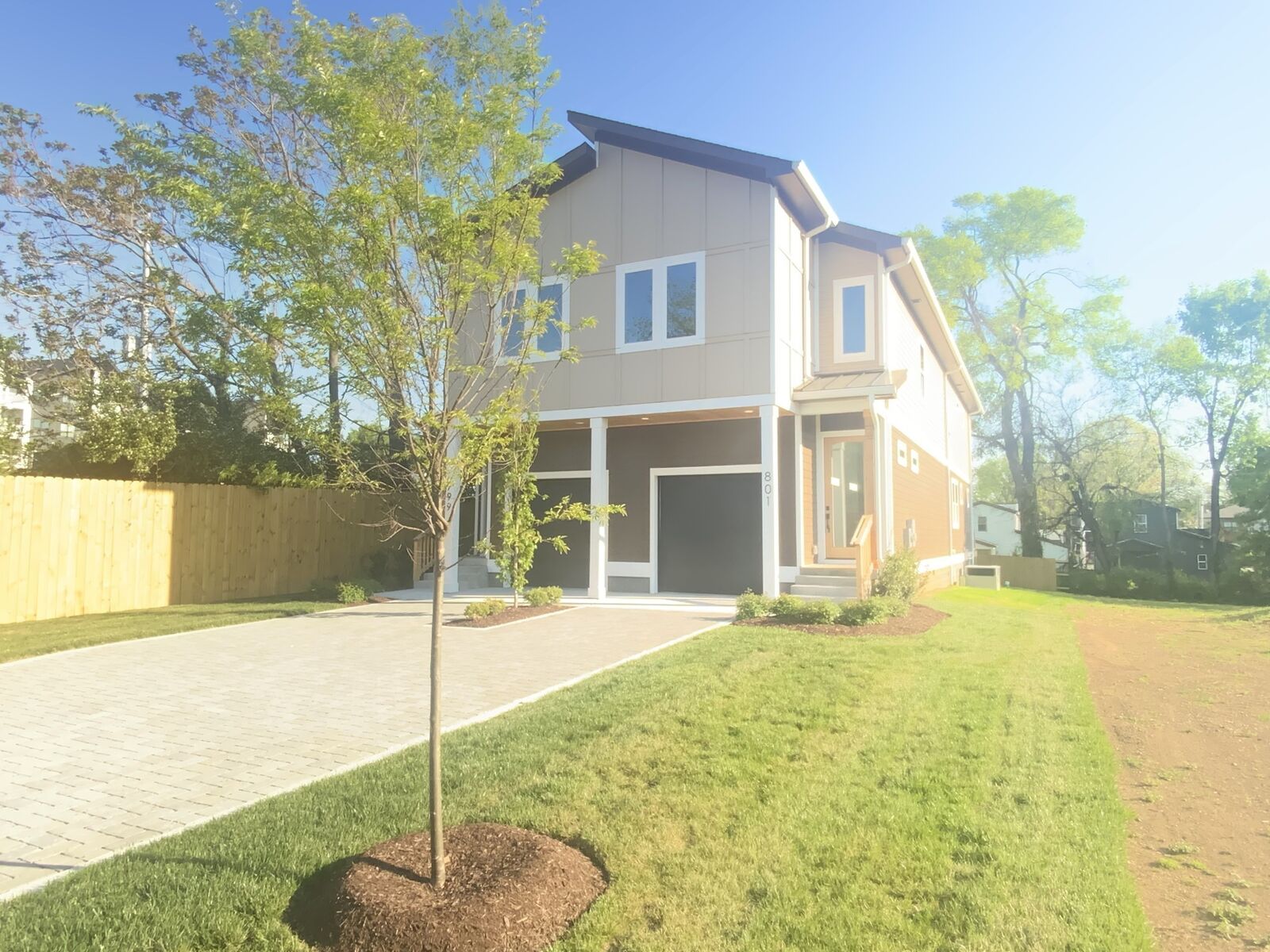 Property Photo:  801 Fairwin Av  TN 37216 