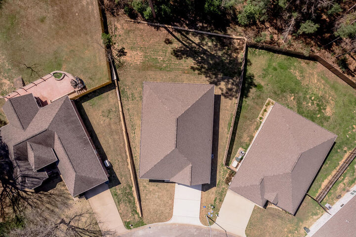 Property Photo:  825 Village Gate  TX 75961 