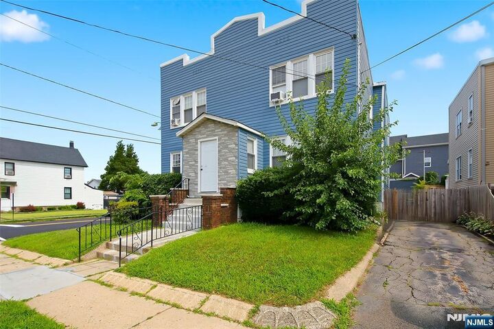 Property Photo:  102 Exton Avenue  NJ 07031 