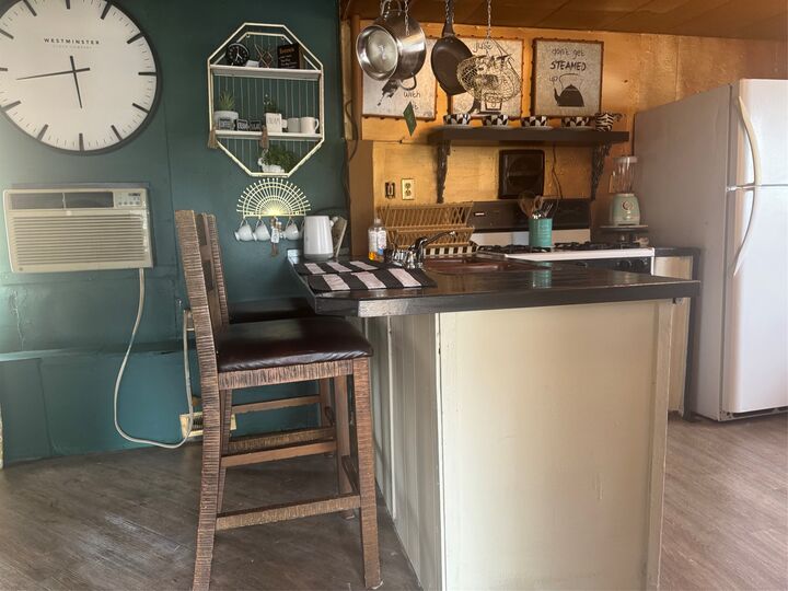 Property Photo: 1501 13th Avenue SW MT 59404