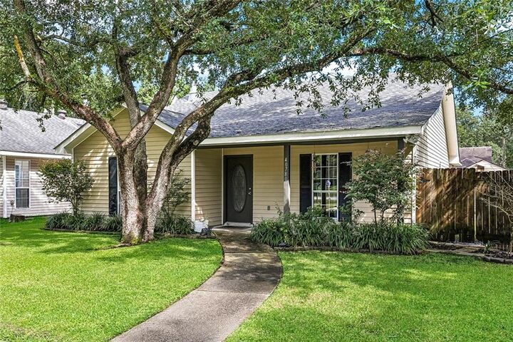 Property Photo: 40780 Chinchas Creek Road LA 70461