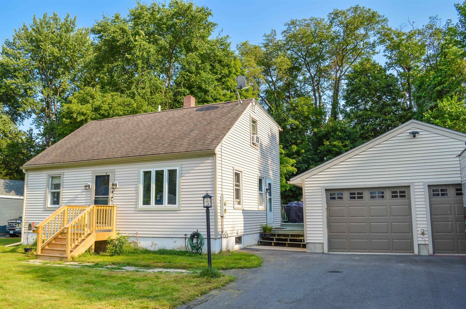 Property Photo: 17 Brown Street NH 03431