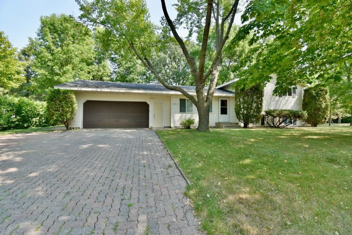 Property Photo: 801 Maywood Drive MN 56303