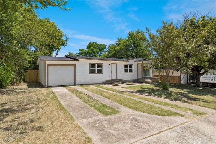 Property Photo:  5054 Corrigan Court  TX 75241 