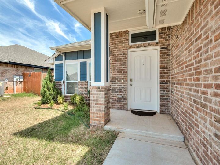 Property Photo: 2217 Arcady Avenue OK 73026