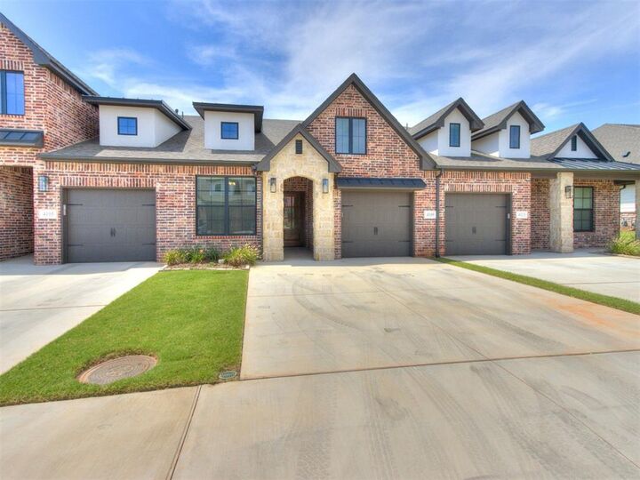 Property Photo:  4109 Abbey Park Creek  OK 73025 