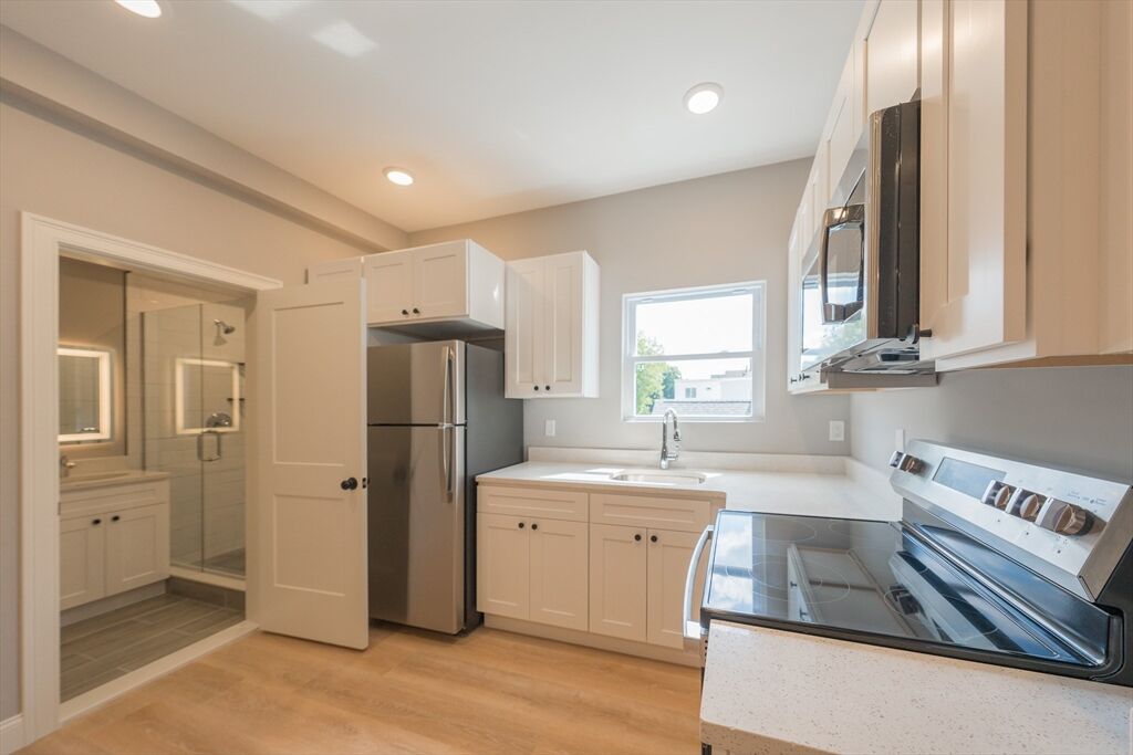 Property Photo: 47 Union 2-4 MA 02149