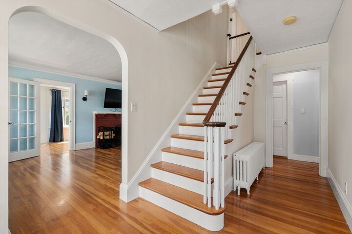 Property Photo:  122 Lincoln Rd  MA 02155 
