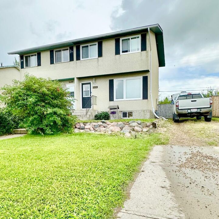 Property Photo: 9919 101 Avenue AB T0A 2C0