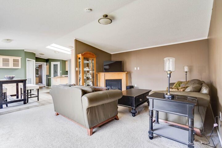 Property Photo: 125 Elm Street AB T9K 0J9
