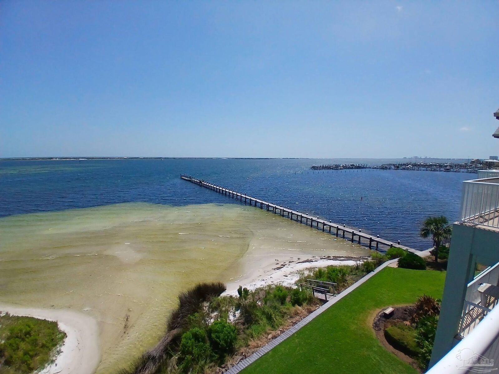 Property Photo:  4050 Indigo Dr 301  FL 32507 