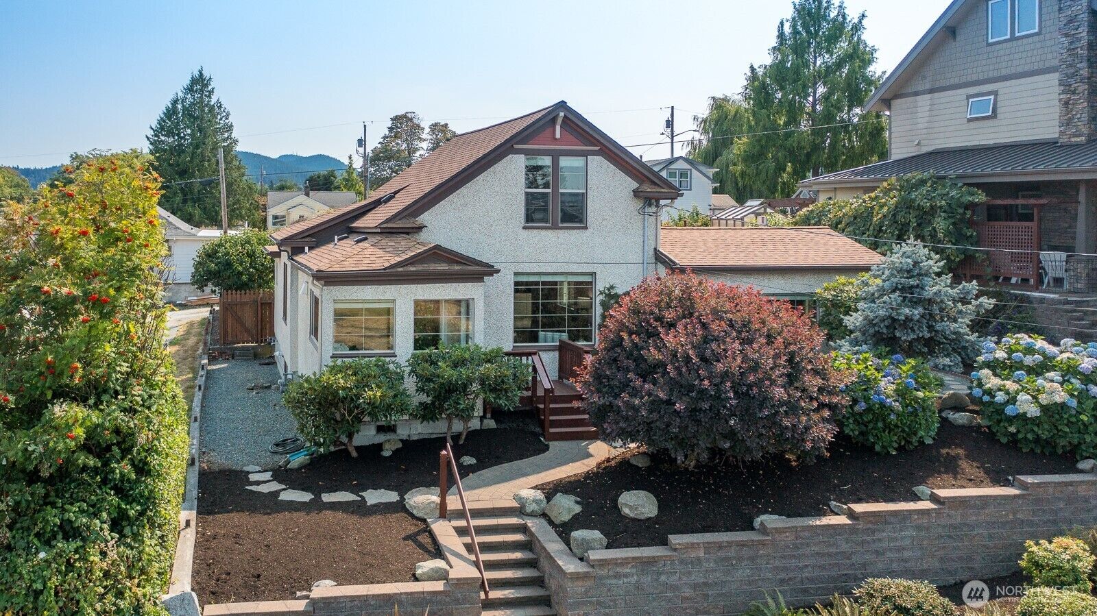 Property Photo:  1413  17th Street  WA 98221 