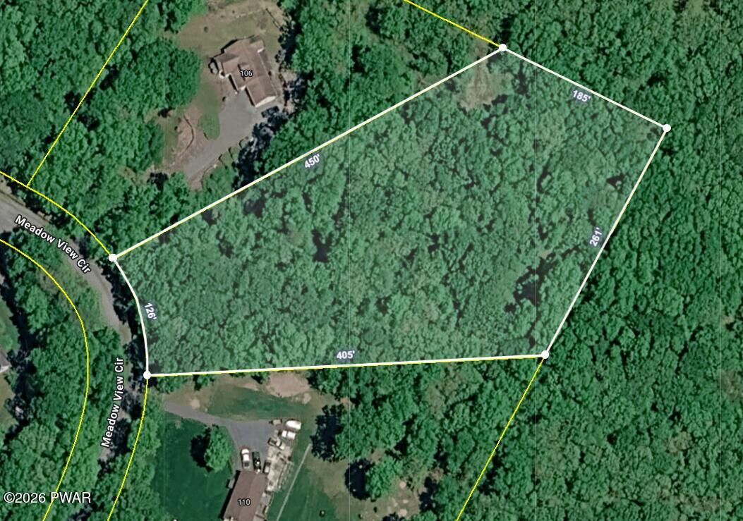 Property Photo: Meadowview Circle PA 18458