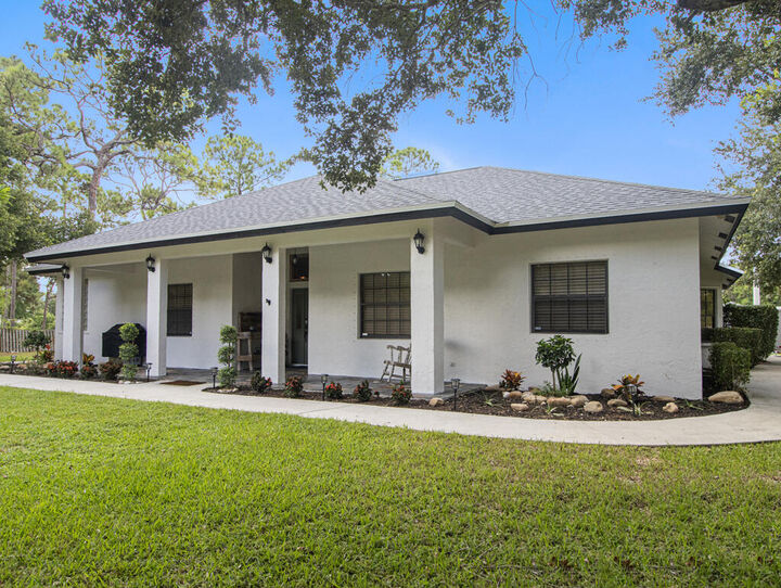 Property Photo:  14662 78th Place N  FL 33470 