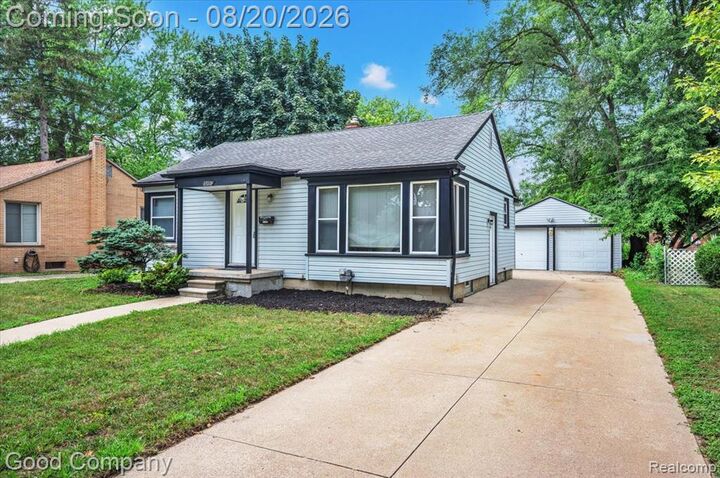Property Photo: 23201 Manistee Street MI 48237