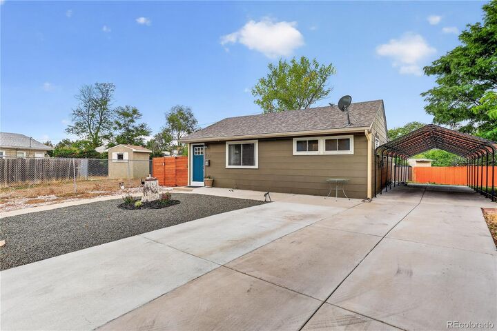 Property Photo: 937 Kramer Court CO 80010