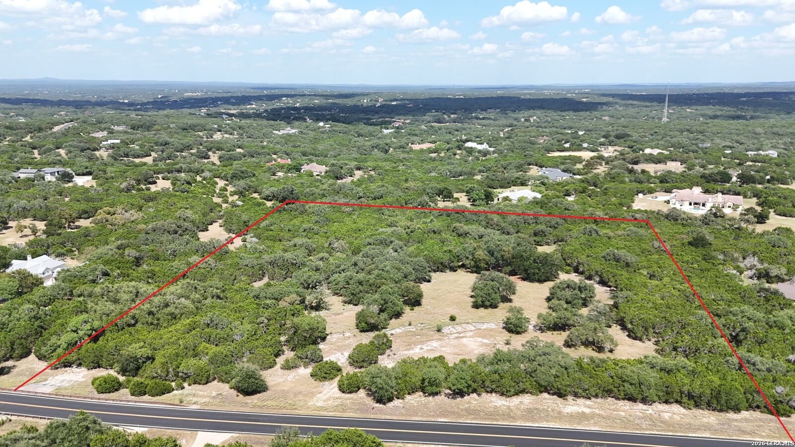 Property Photo: 207 Rio Cordillera TX 78006
