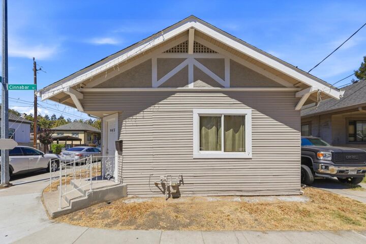 Property Photo: 945 Cinnabar Street CA 95126