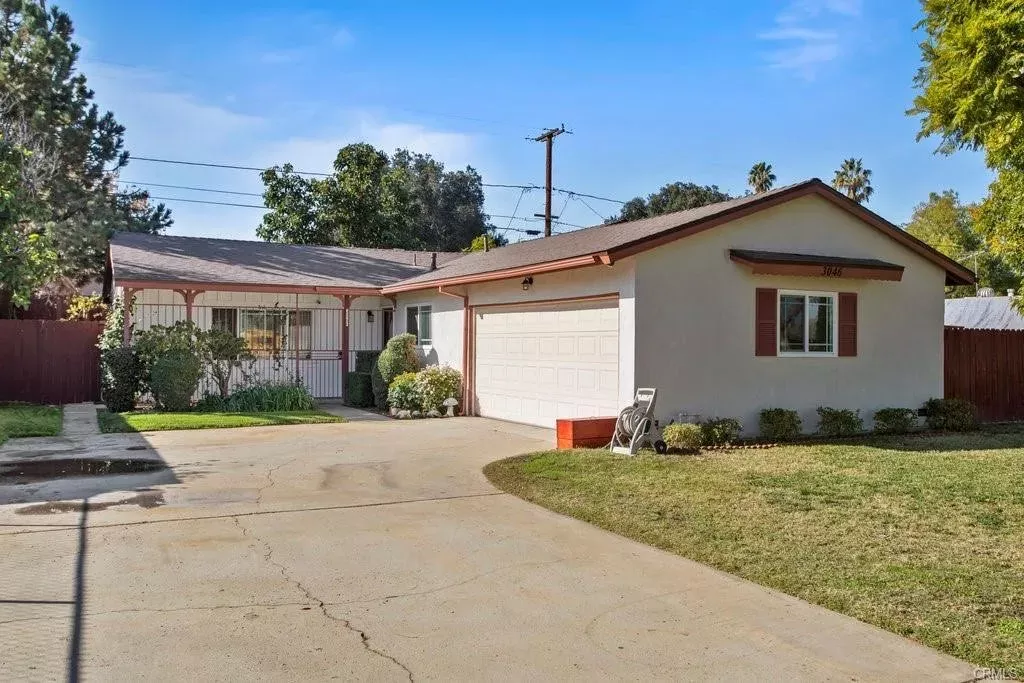 Property Photo:  3046 Maude  CA 92506 
