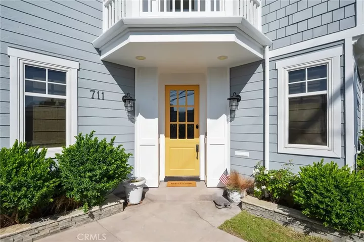 Property Photo:  711 30th  CA 90254 